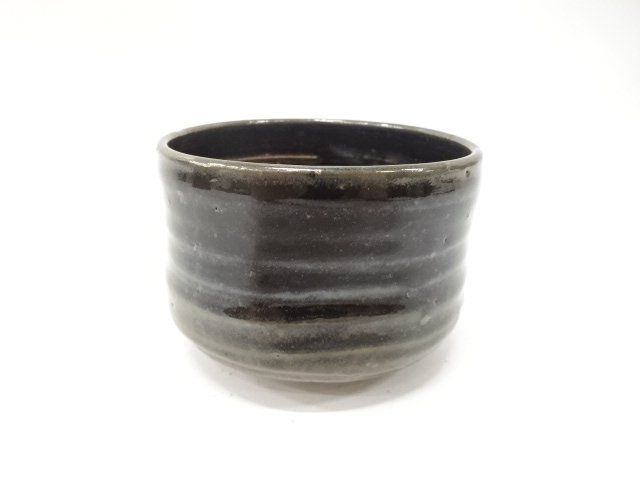 JAPANESE COLLECTIBLE / KILN CHANGED TEA BOWL (WITH PROTECTIVE BOX)